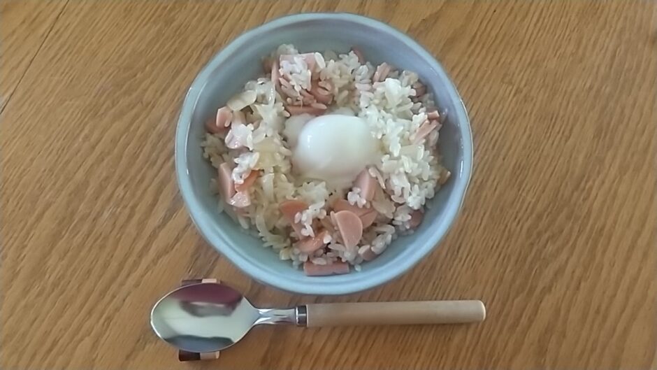 魚肉ソーセージで作るのどぐろチャーハン